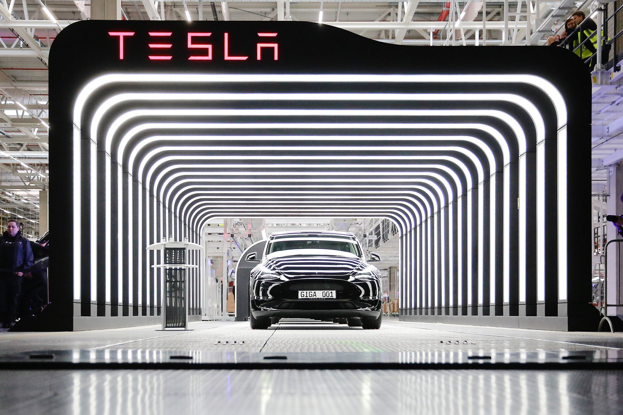 “Made in Germany” το πιο προσιτό μοντέλο της Tesla