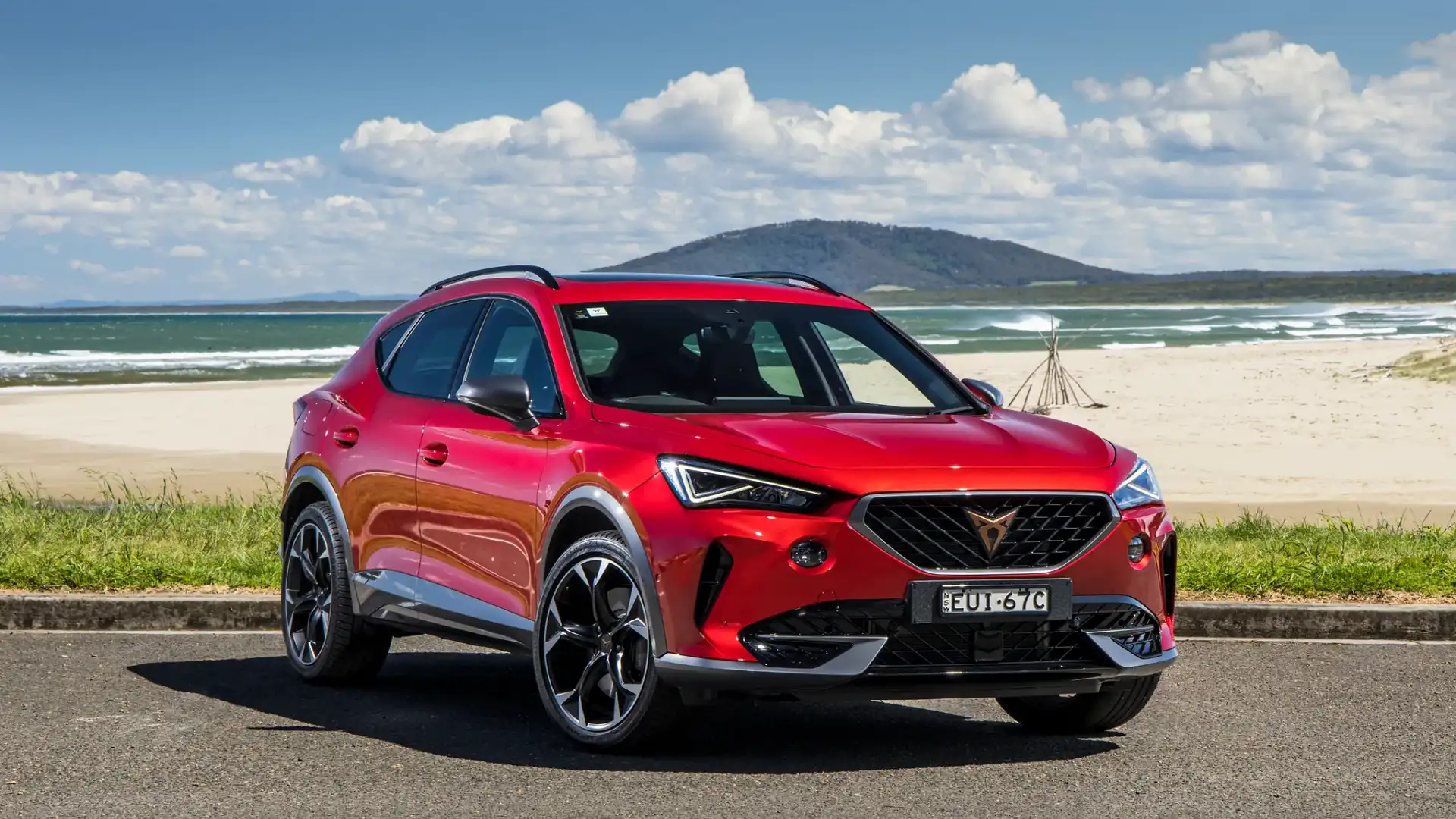 Cupra – Αφήνουμε τα έντονα χρώματα στην Ferrari!