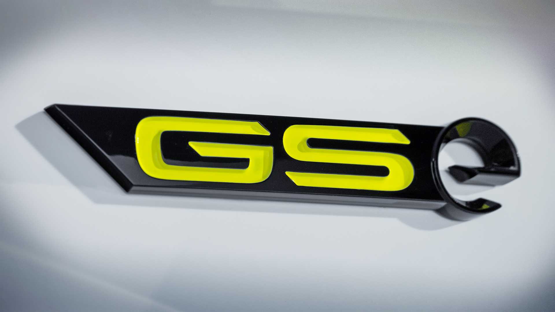 Η Opel “ανασταίνει” το GSe!