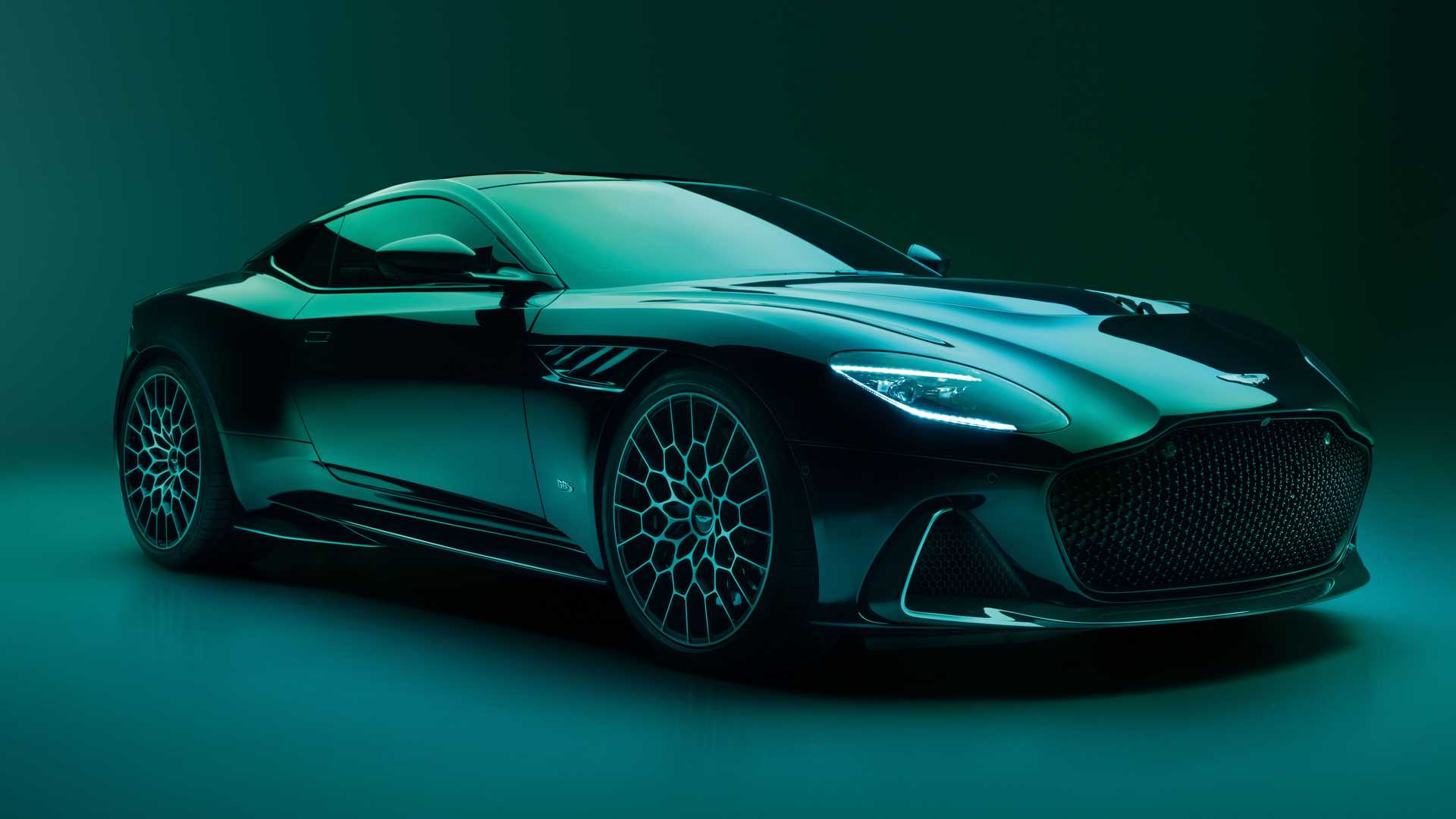Η Aston Martin DBS μας αποχαιρετά με την “Απόλυτη”