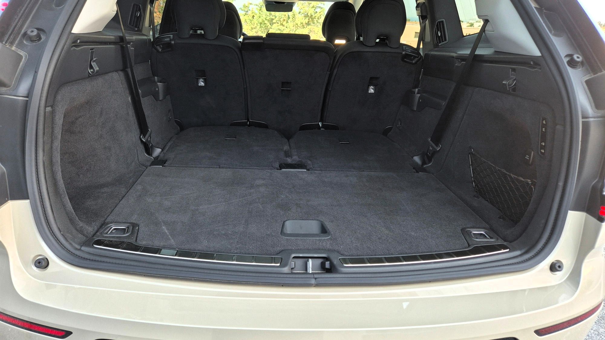 volvo ex90 port mpagkaz