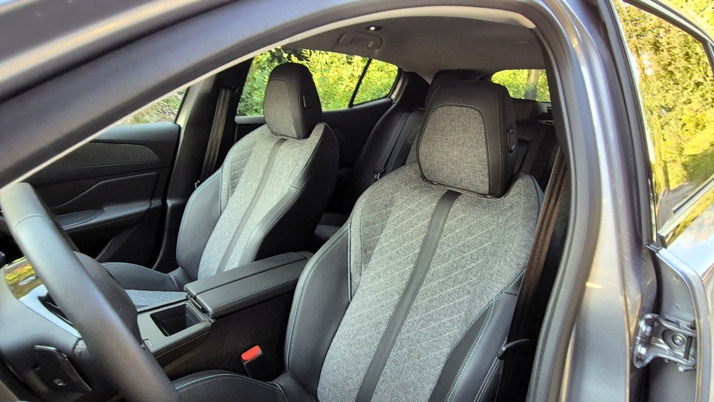 peugeot 408 mprostina kathismata