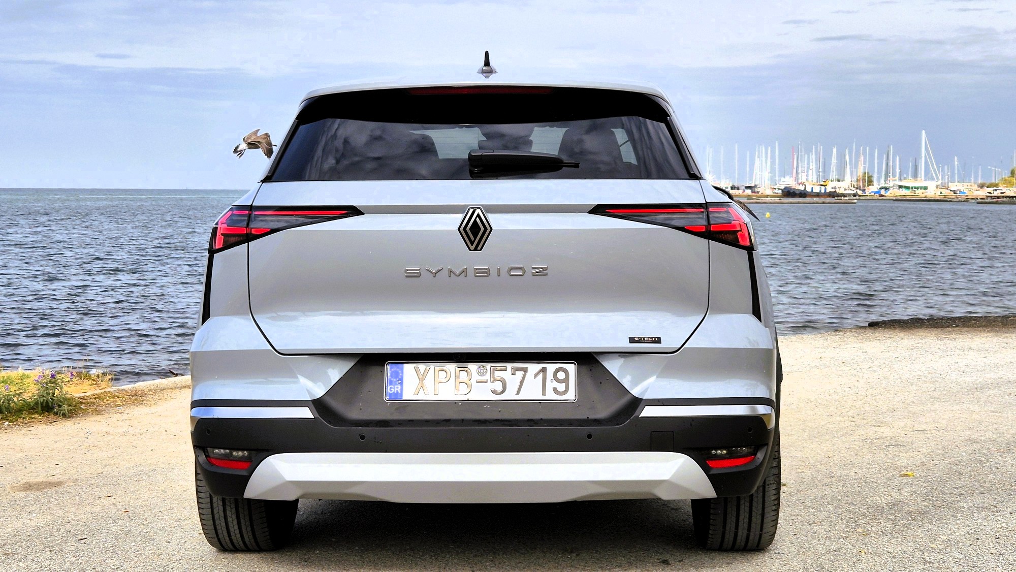 renault symbioz piso fota