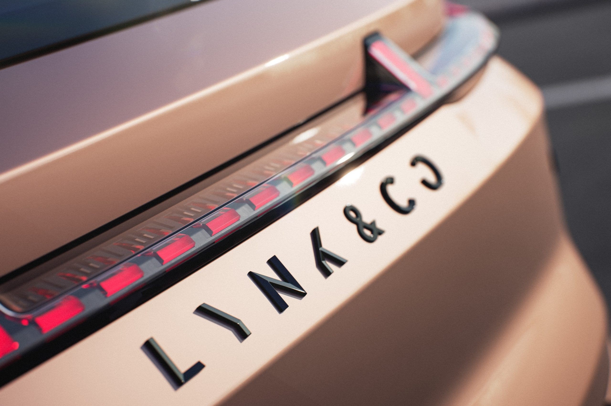 Η Volvo φέρνει την… Lynk And Co στην Ευρώπη!