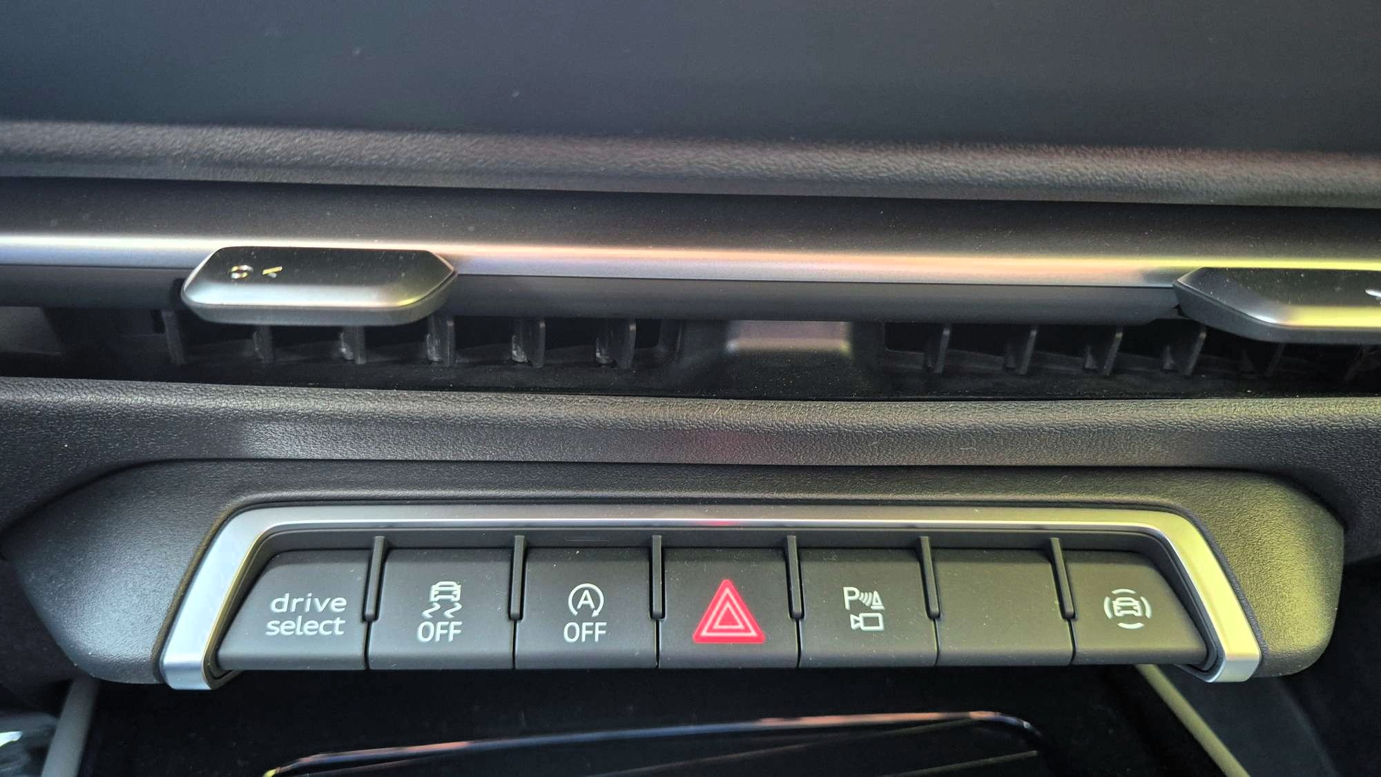 audi q3 diakoptes