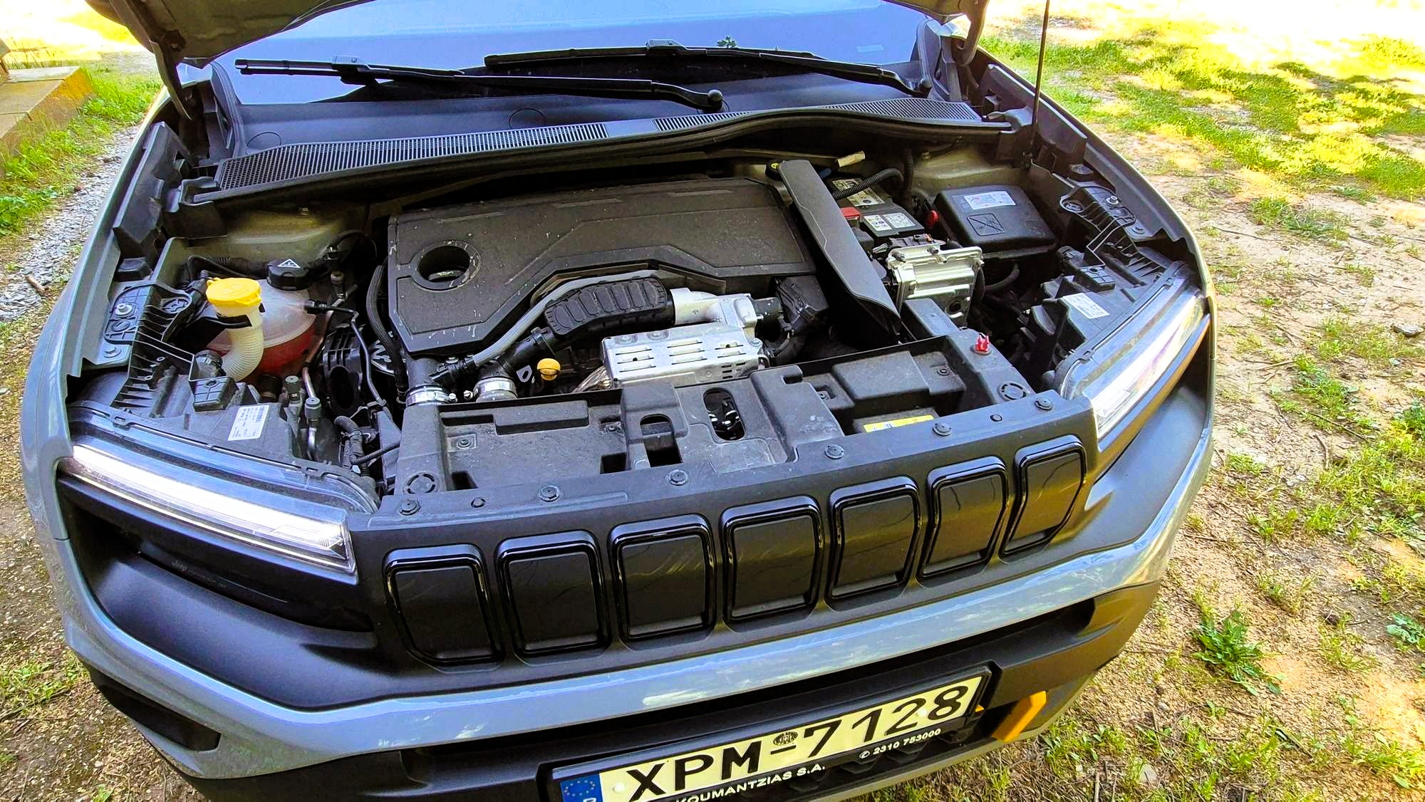 jeep avenger 4xe kinitiras