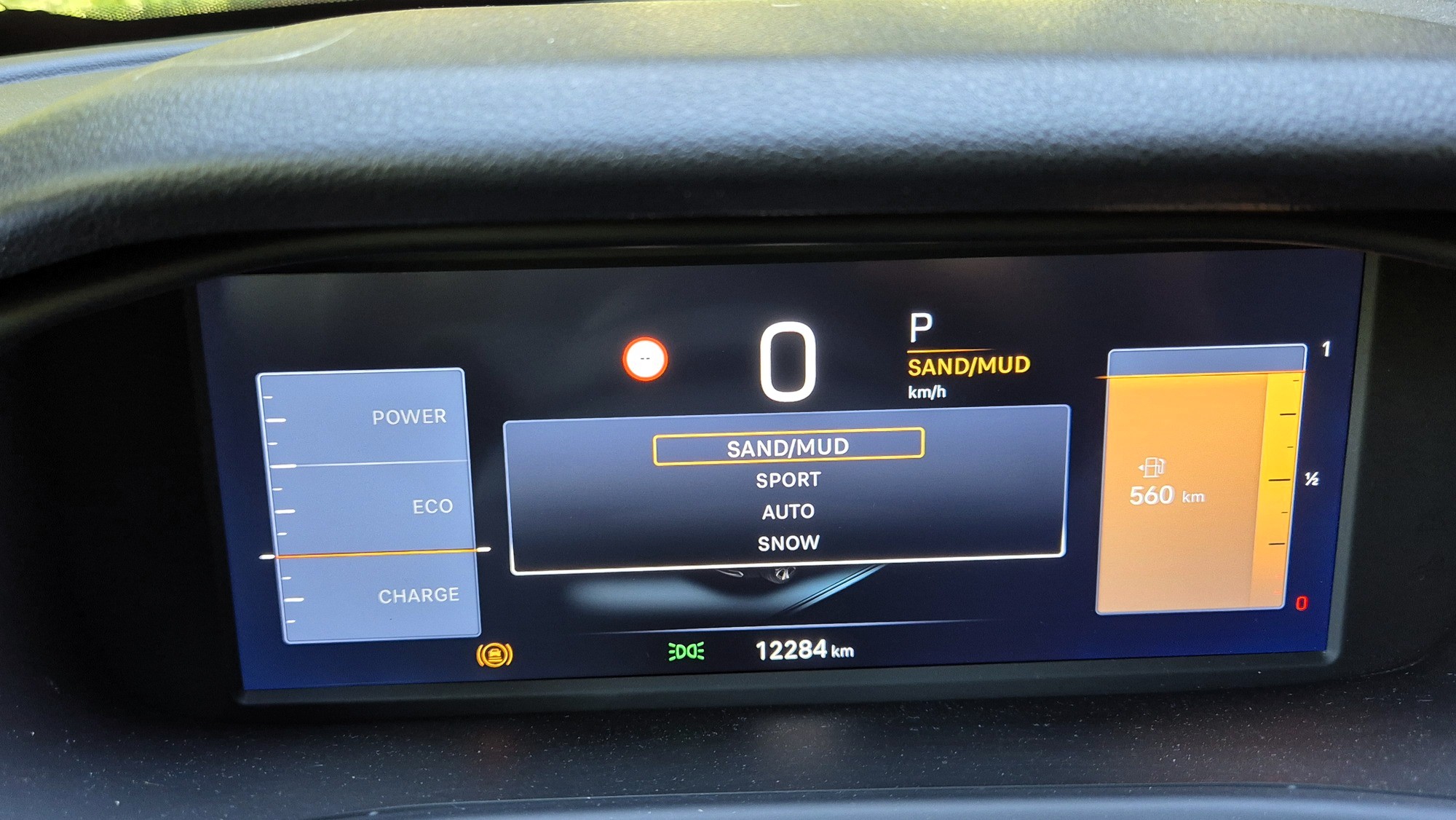 jeep avenger 4xe profil odigisis