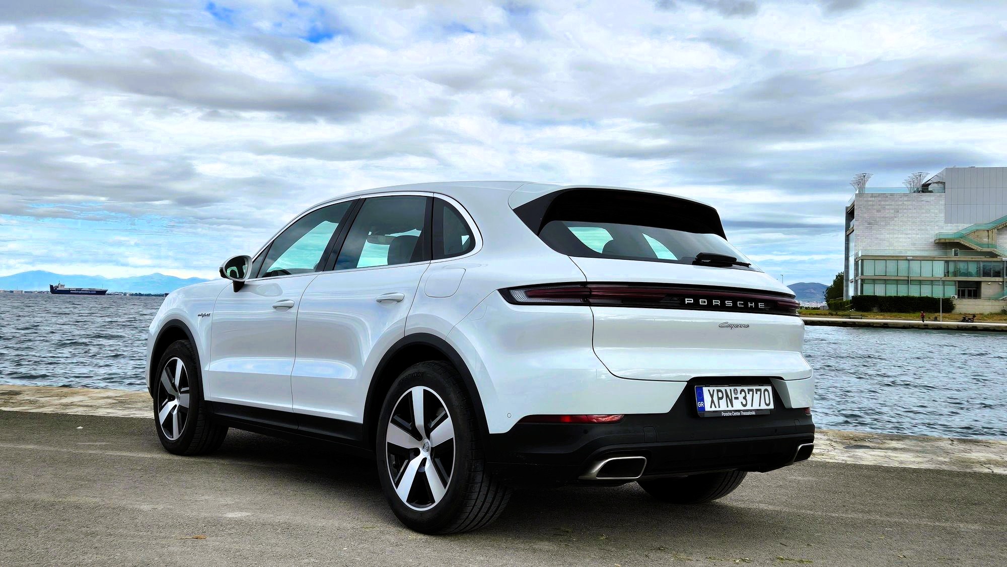 porsche cayenne plaino