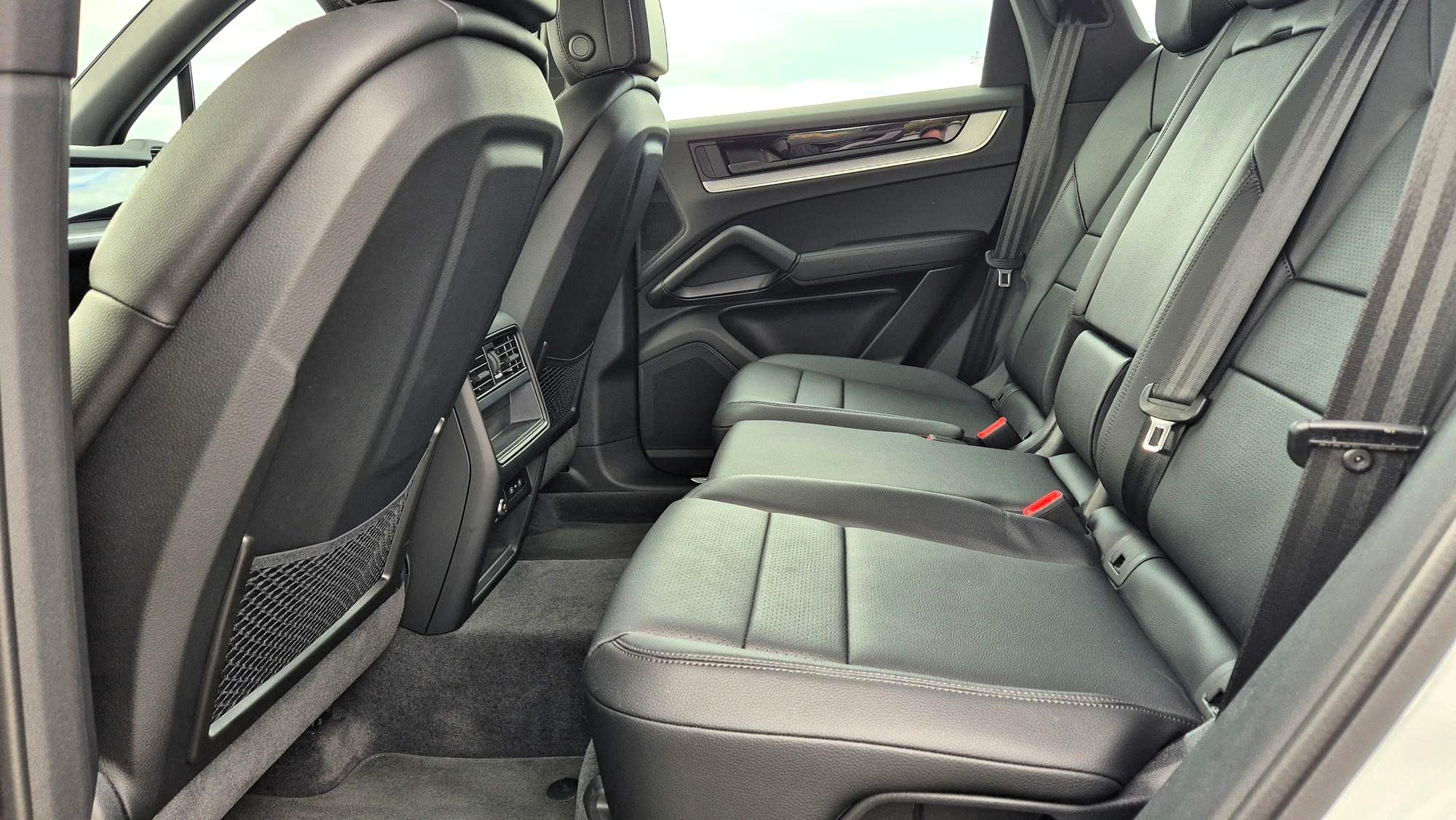 porsche cayenne piso kathismata