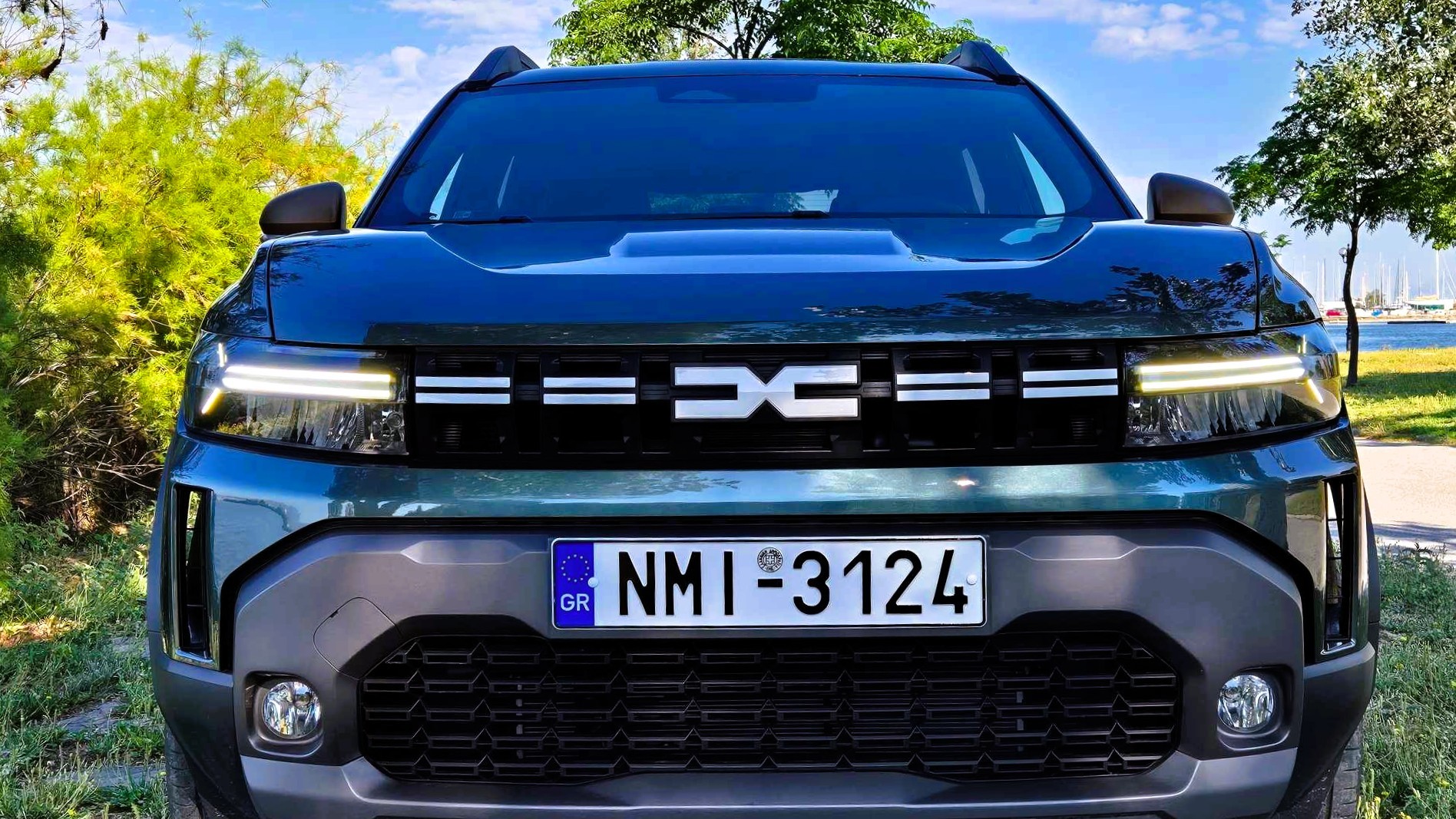 dacia duster maska