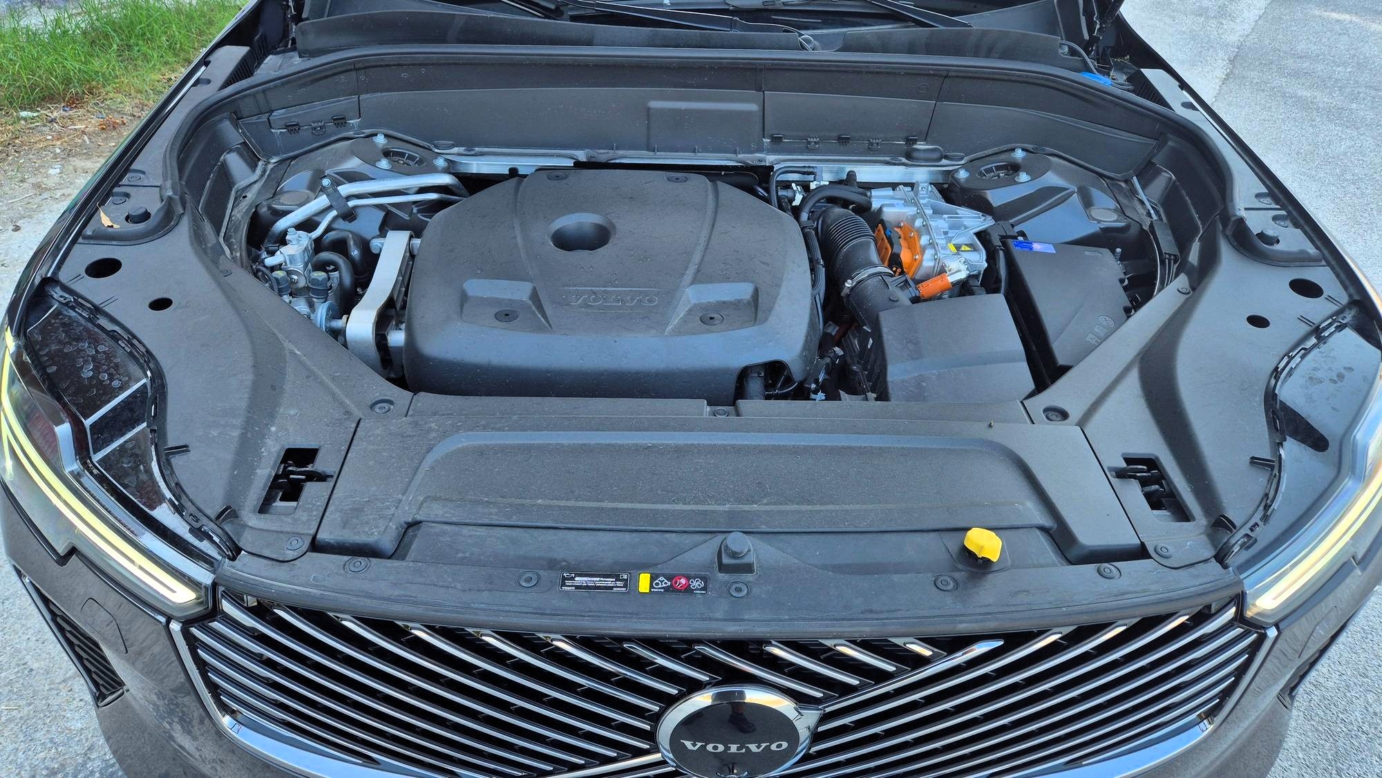 volvo xc90 kinitiras