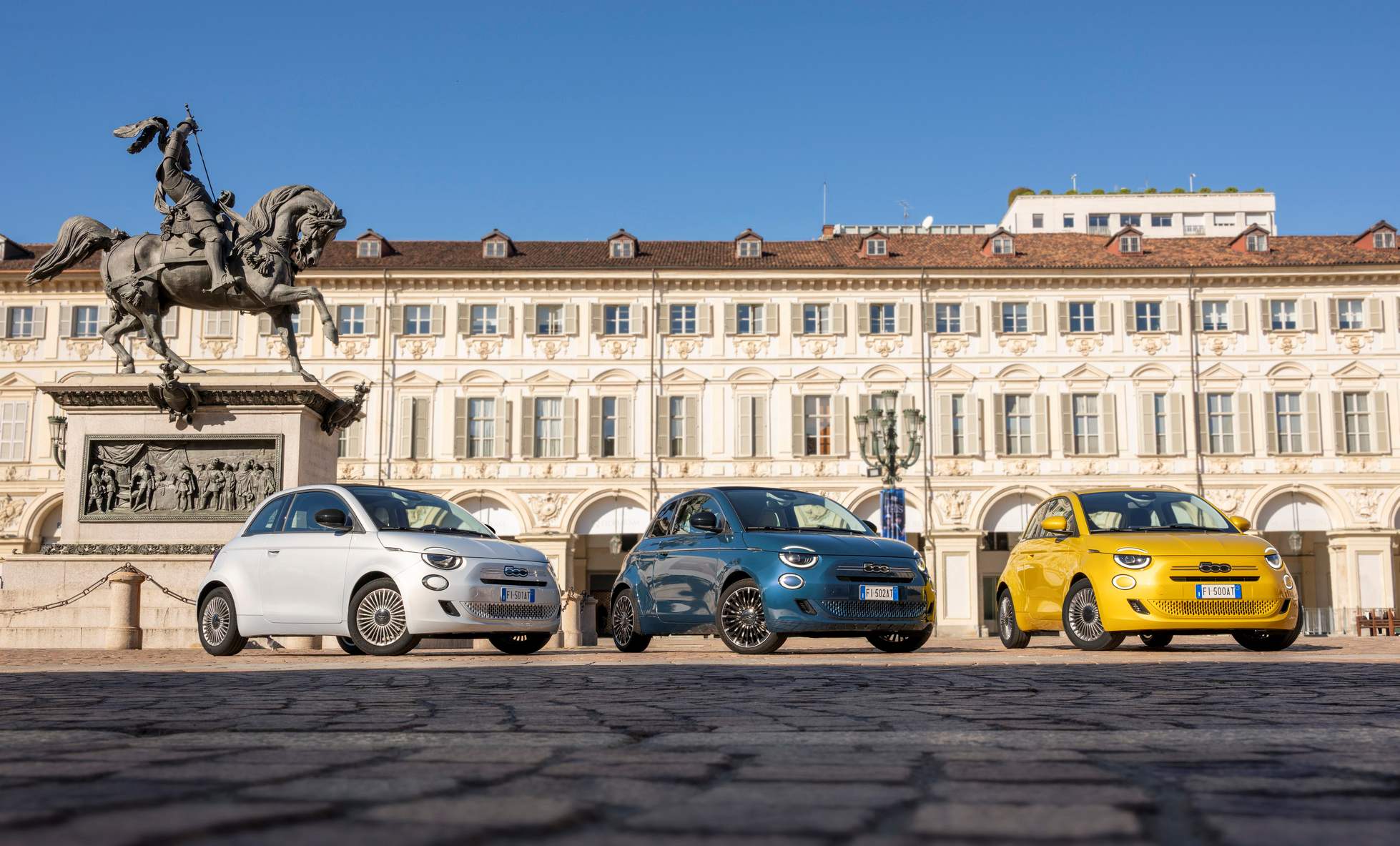 To νέο FIAT 500 Hybrid ήρθε με τιμή €18.990