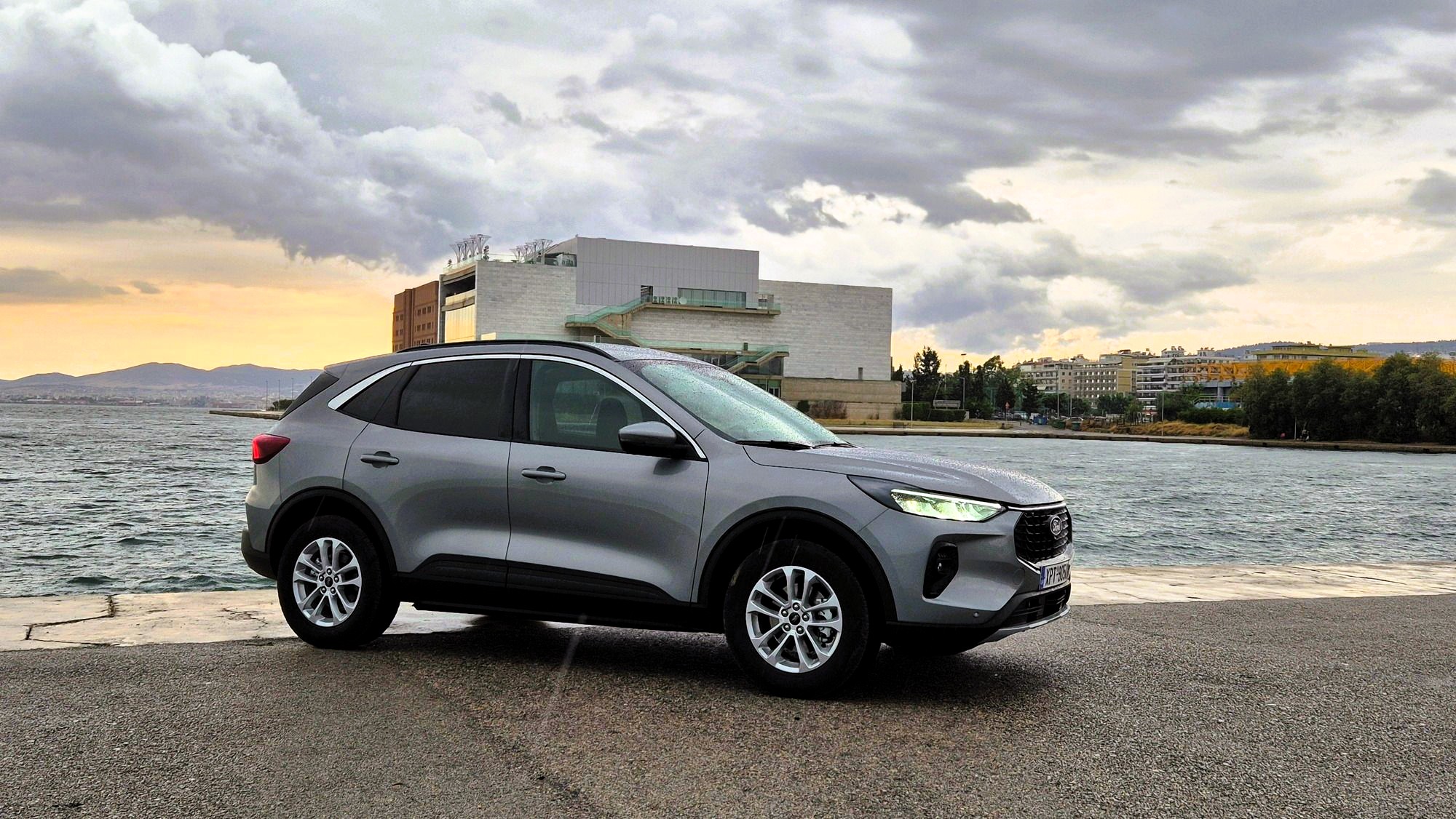 ford kuga plaino