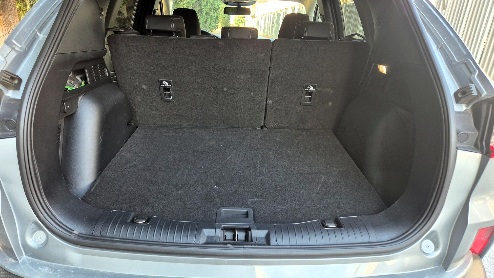 ford kuga port mpagkaz