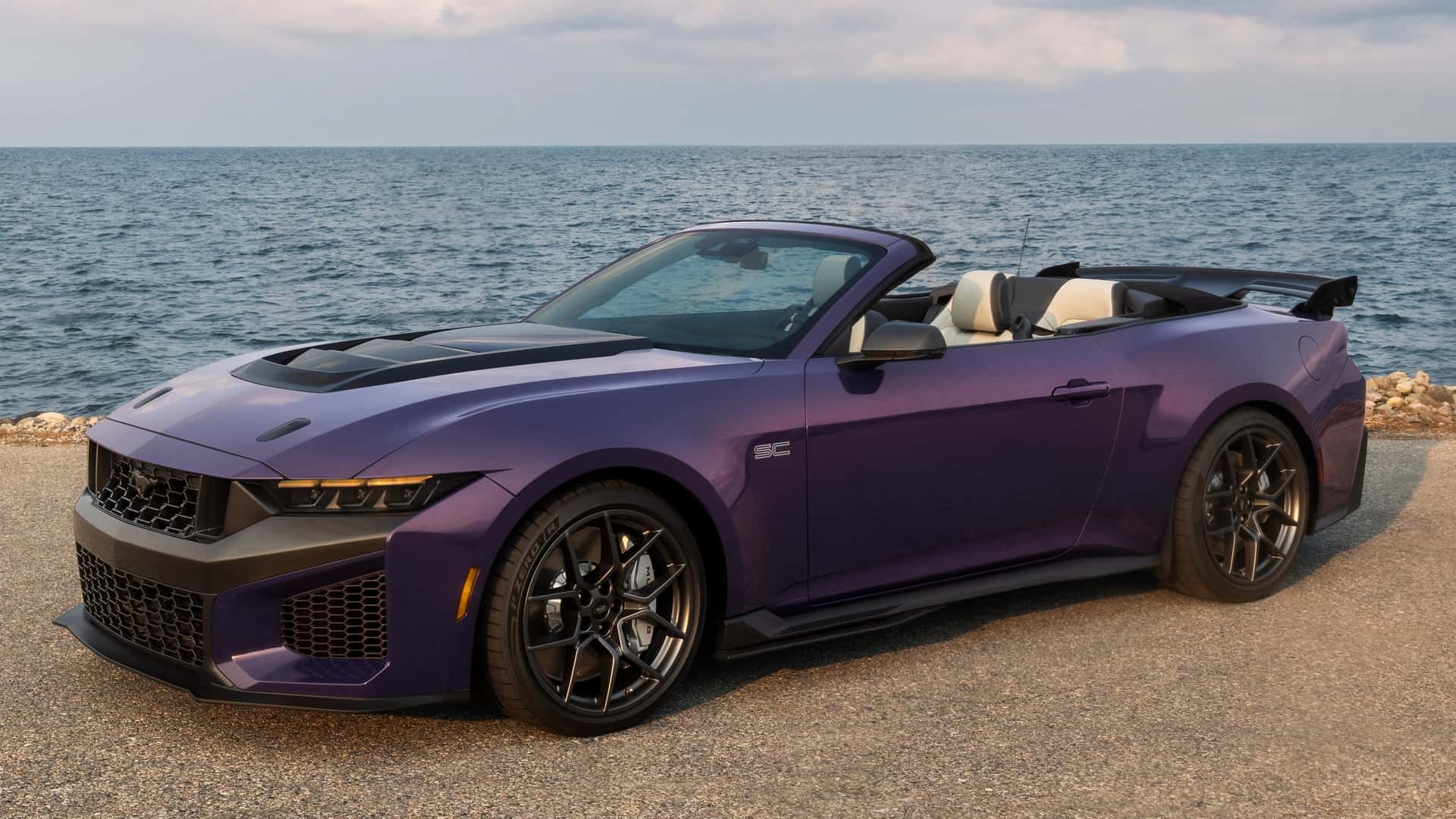 Ford Mustang Dark Horse SC Convertible – τι άλλο να ζητήσει κανείς;