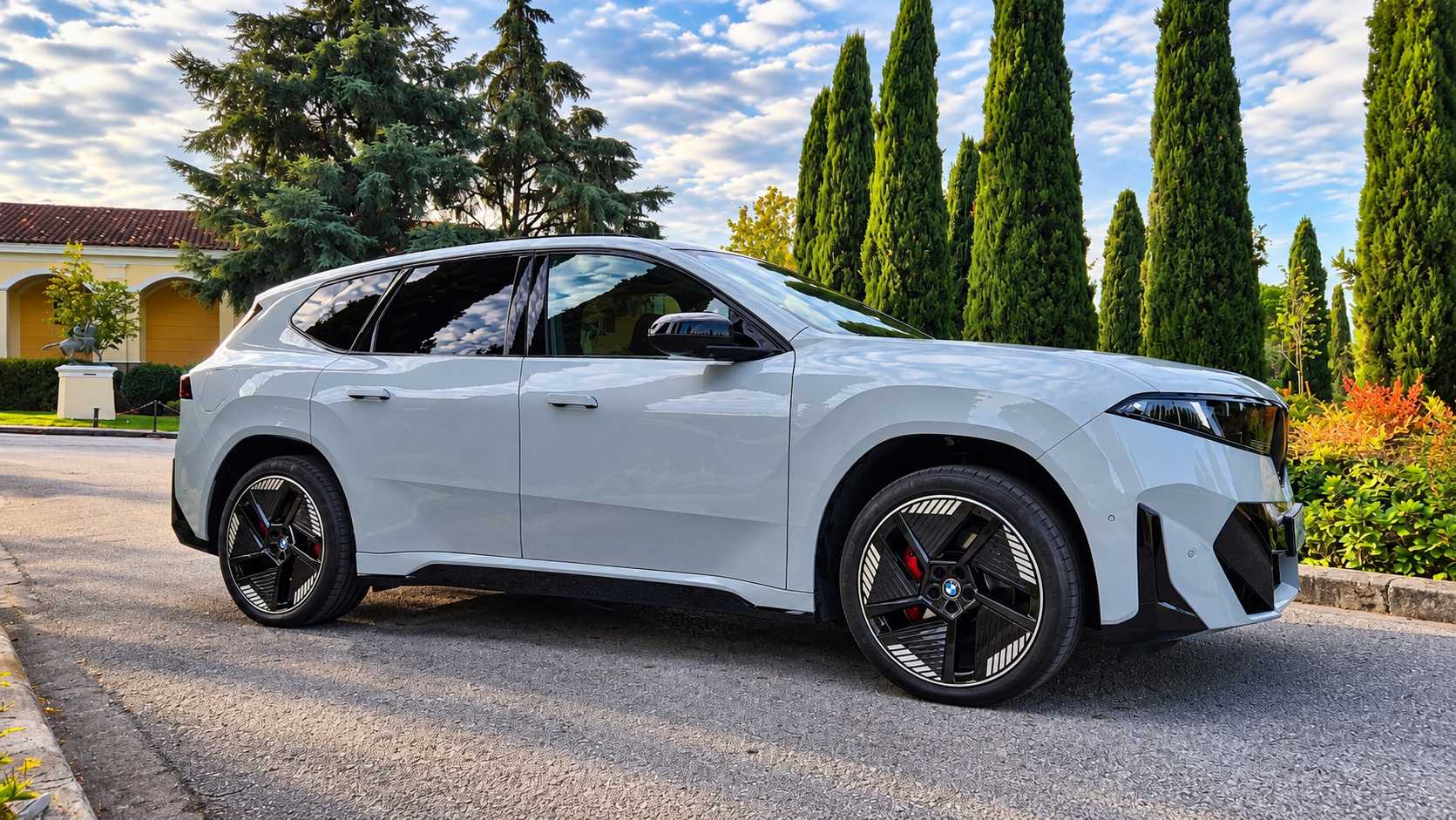 BMW iX3 plaino